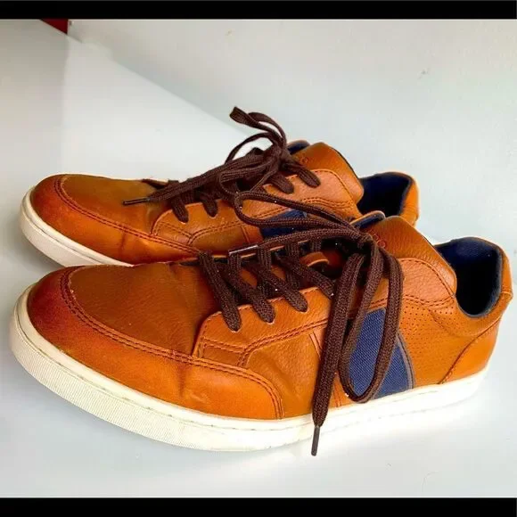 AldoāLaceĀ UpāMensāSneakers - Picture 1 of 5